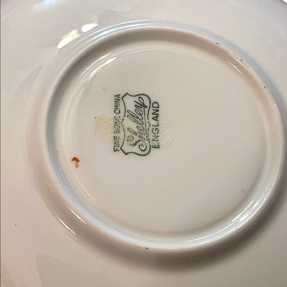 Vintage SHELLEY Tea cup and saucer Pink floral Bone China England flowe… - Picture 4 of 15